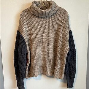 Elodie Color Block Turtleneck Size Large
